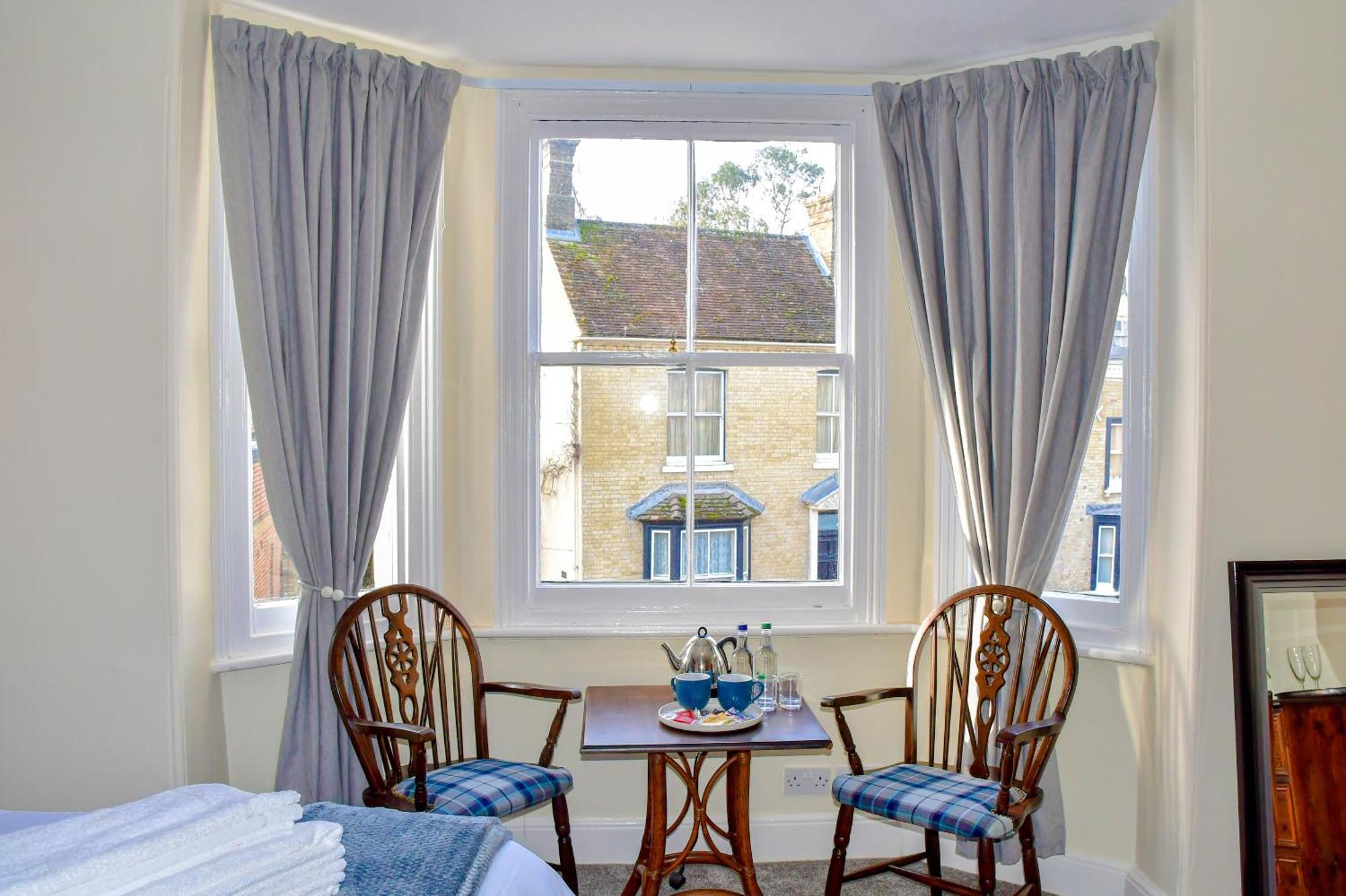 Black Bull Godmanchester Mini-hôtel Huntingdon